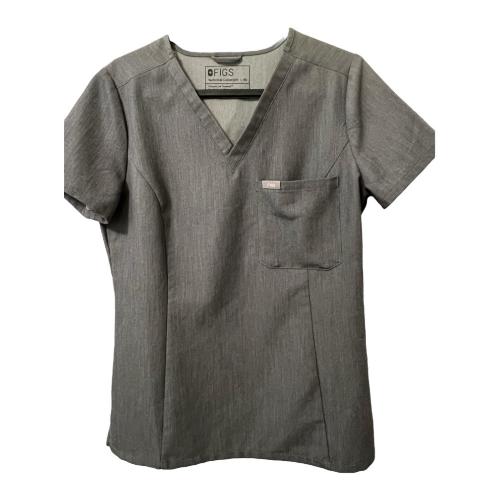 FIGS Catarina One Pocket Gray Pullover Scrub Top Like New Condition Size XS